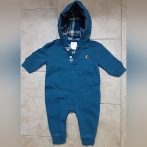 Gap hooded onesie Gap 0-3 MONTHS NWOT